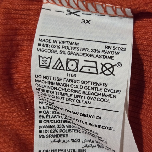 NWT Plus Size Women's Old Navy Mystic Fire Crop Active Ribbed Top 3X - Picture 2 of 3